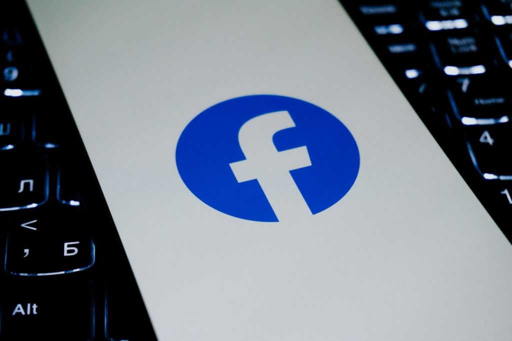 Facebook Hirdetés Automatizálás
